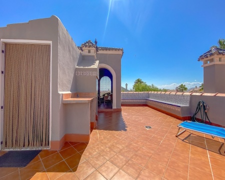 Alicante, 3 Bedrooms Bedrooms, 4 Rooms Rooms,1 BathroomBathrooms,Řadový dům,Prodej,1229