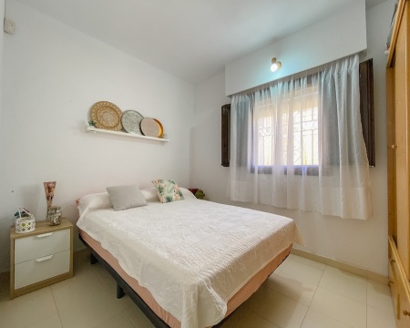 Alicante, 3 Bedrooms Bedrooms, 4 Rooms Rooms,1 BathroomBathrooms,Řadový dům,Prodej,1229