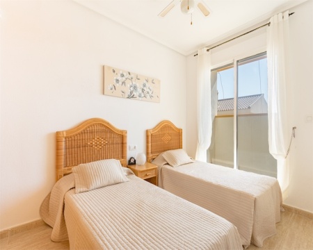 Alicante, 3 Bedrooms Bedrooms, 4 Rooms Rooms,2 BathroomsBathrooms,Řadový dům,Prodej,1258