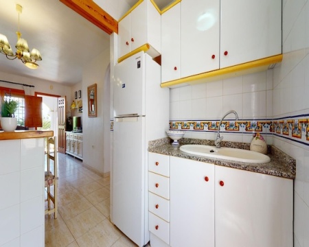 Alicante, 3 Bedrooms Bedrooms, 4 Rooms Rooms,2 BathroomsBathrooms,Řadový dům,Prodej,1261