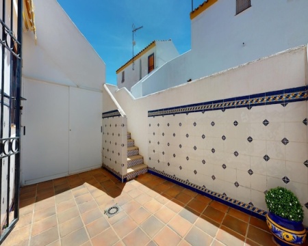 Alicante, 3 Bedrooms Bedrooms, 4 Rooms Rooms,2 BathroomsBathrooms,Řadový dům,Prodej,1261