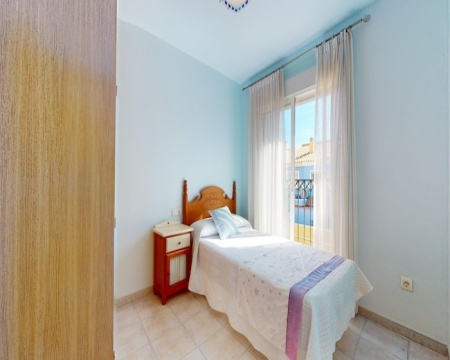 Alicante, 4 Bedrooms Bedrooms, 5 Rooms Rooms,2 BathroomsBathrooms,Řadový dům,Prodej,1262