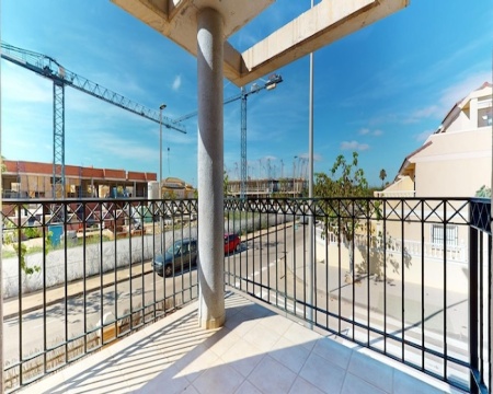 Alicante, 4 Bedrooms Bedrooms, 5 Rooms Rooms,2 BathroomsBathrooms,Řadový dům,Prodej,1262