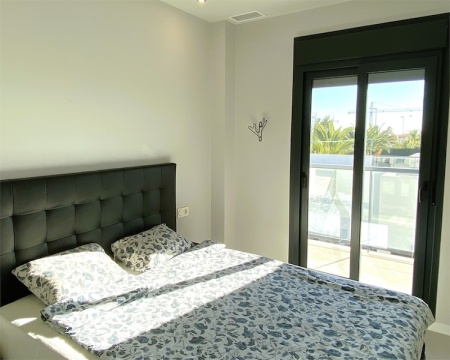 Alicante, 2 Bedrooms Bedrooms, 3 Rooms Rooms,2 BathroomsBathrooms,Bungalov,Prodej,1268