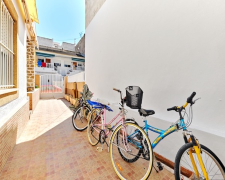 Alicante, 3 Bedrooms Bedrooms, 4 Rooms Rooms,2 BathroomsBathrooms,Vila,Prodej,1273