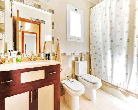 Alicante, 3 Bedrooms Bedrooms, 4 Rooms Rooms,2 BathroomsBathrooms,Řadový dům,Prodej,1274