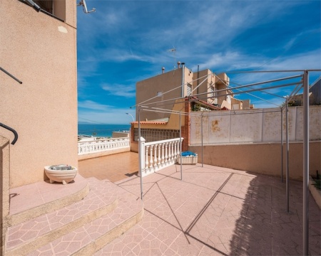 Alicante, 2 Bedrooms Bedrooms, 3 Rooms Rooms,1 BathroomBathrooms,Řadový dům,Prodej,1289