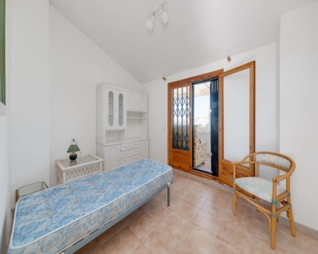 Alicante, 3 Bedrooms Bedrooms, 4 Rooms Rooms,2 BathroomsBathrooms,Řadový dům,Prodej,1296